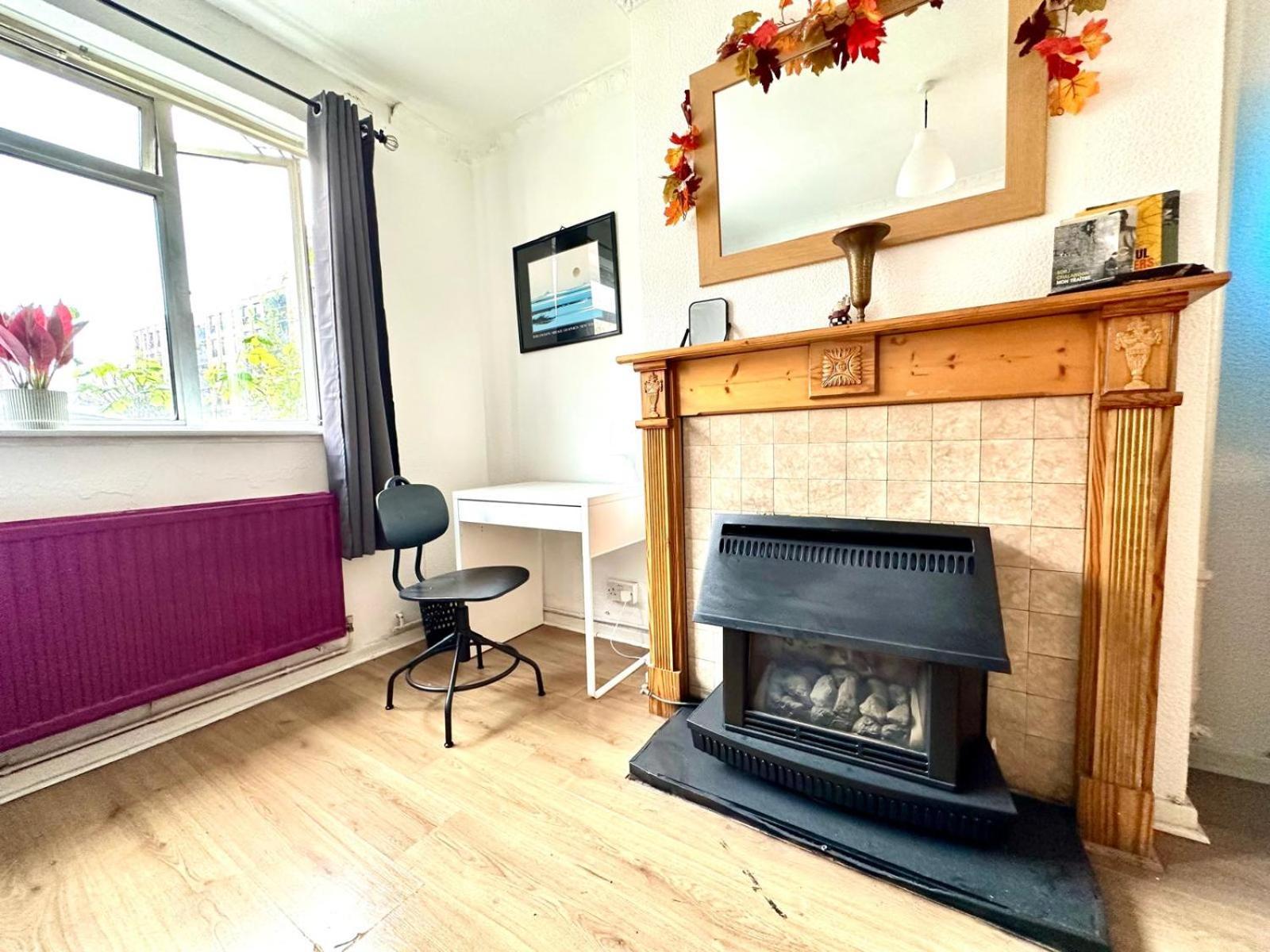 Отель Whitechapel Lindley House R2 Лондон Экстерьер фото